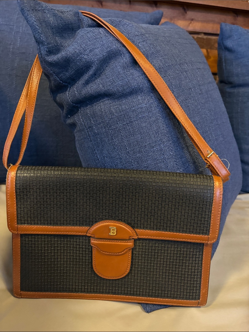 Vintage Bally Envelope Style Leather Iconic “B” Logo Hardware and Tiny Pattern